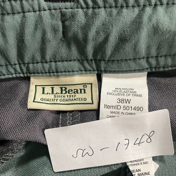 L.L.‎ Bean Board Shorts Men's Size 38W Green Nylon Blend Paddle SW-1748 - Picture 9 of 12